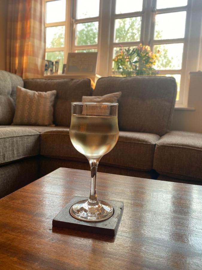 Relaxing Townhouse In The Heart Of Bridport 빌라 외부 사진