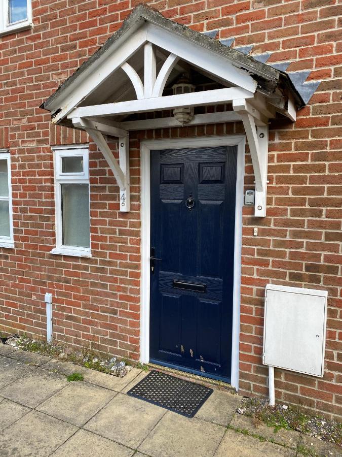 Relaxing Townhouse In The Heart Of Bridport 빌라 외부 사진