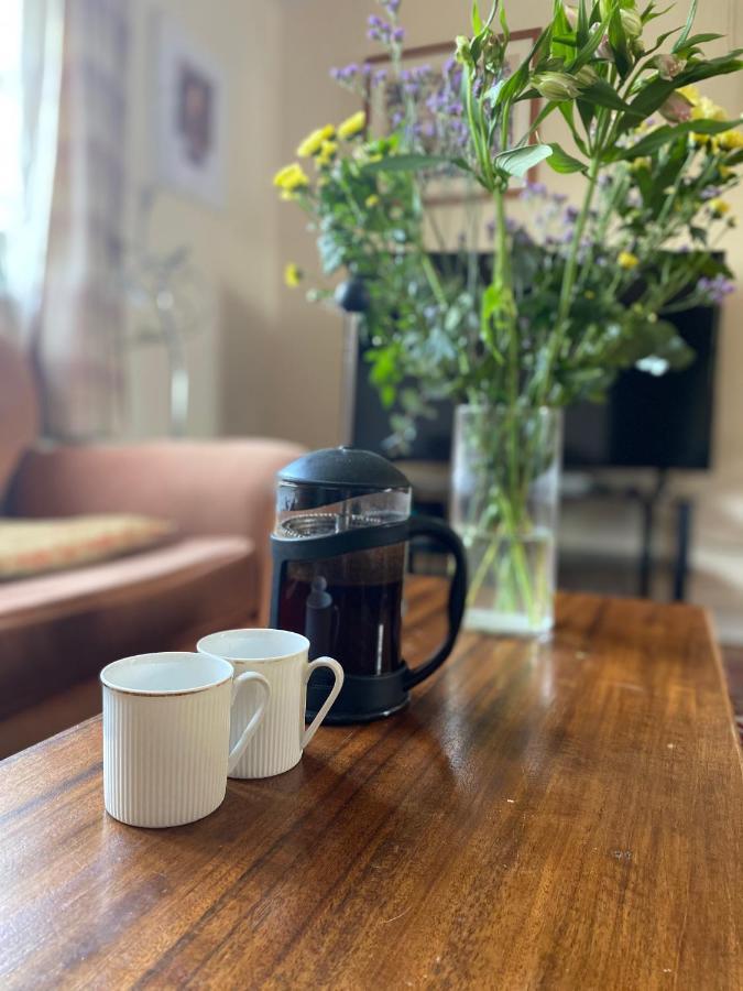 Relaxing Townhouse In The Heart Of Bridport 빌라 외부 사진